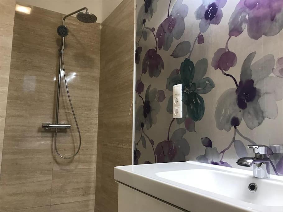 Stylish Near The River Appartement Budapest